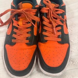 Nike Dunk Low Miami Hurricanes DD1391-300 Green Orange Size 8.5